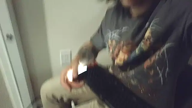 shurthingx online show from April 13, 5:33 am