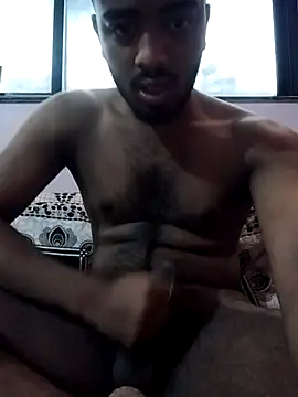 Snapshot of yourman_9161 chatting on October 4, 11:45 am yourman 9161 online show from October 4, 11:45 am