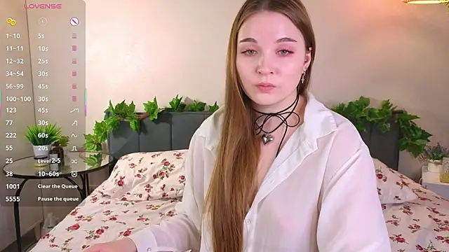 ConstanceHelms online show from December 21, 5:20 am