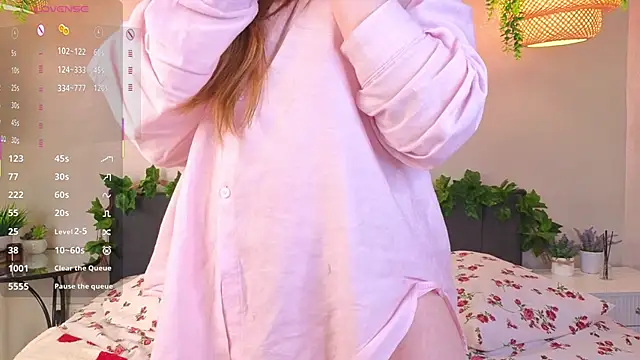 ConstanceHelms online show from November 16, 5:12 am