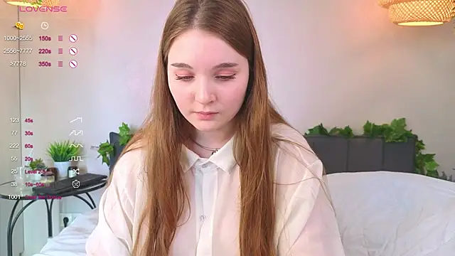 ConstanceHelms online show from September 22, 5:13 am