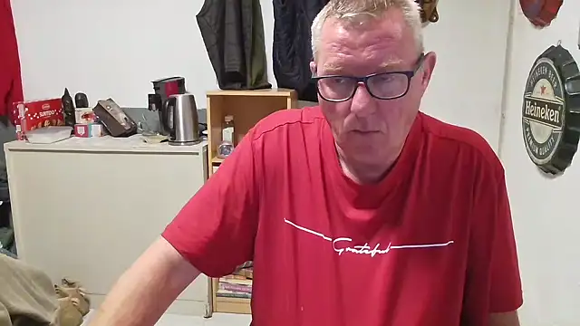 JamesBauer online show from April 15, 1:33 am