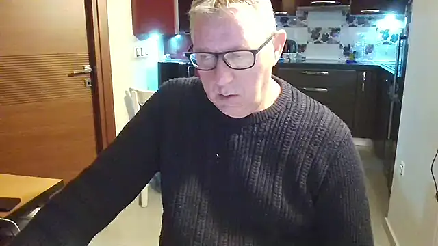 JamesBauer online show from February 2, 4:44 am