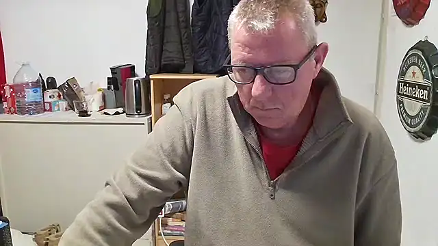 JamesBauer online show from April 11, 3:47 am