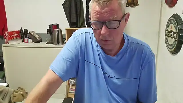 JamesBauer online show from April 16, 4:35 am