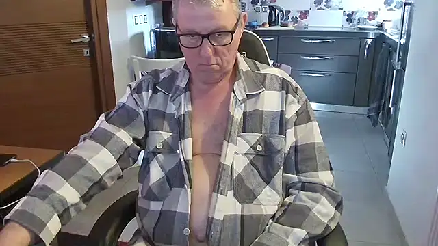 JamesBauer online show from February 16, 10:58 am