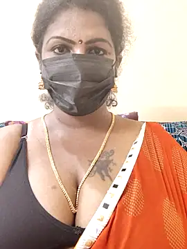 Snapshot of poojaa-rani chatting on March 19, 7:27 pm poojaa-rani online show from March 19, 7:27 pm