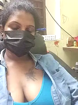 Snapshot of poojaa-rani chatting on October 31, 5:09 pm poojaa-rani online show from October 31, 5:09 pm