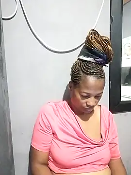 Snapshot of sexylira chatting on October 14, 3:56 pm sexylira online show from October 14, 3:56 pm