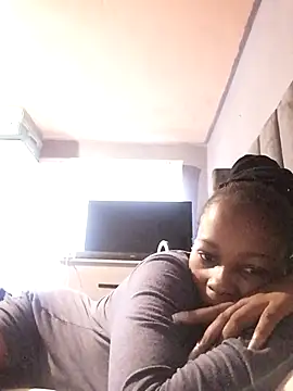 Snapshot of sexylira chatting on March 21, 8:50 am sexylira online show from March 21, 8:50 am
