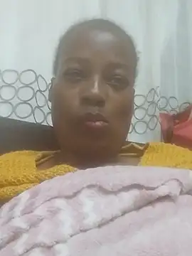 Snapshot of sexylira chatting on June 16, 3:56 pm sexylira online show from June 16, 3:56 pm