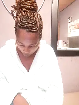 Snapshot of sexylira chatting on October 13, 6:59 am sexylira online show from October 13, 6:59 am