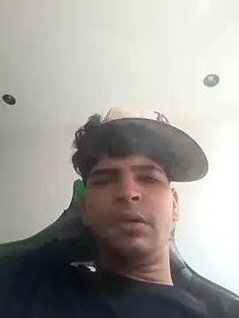 317894 online show from March 12, 5:39 pm