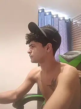 317894 online show from April 1, 4:37 pm