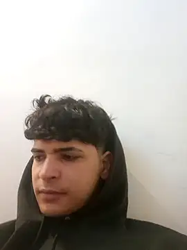 317894 online show from March 5, 12:51 am