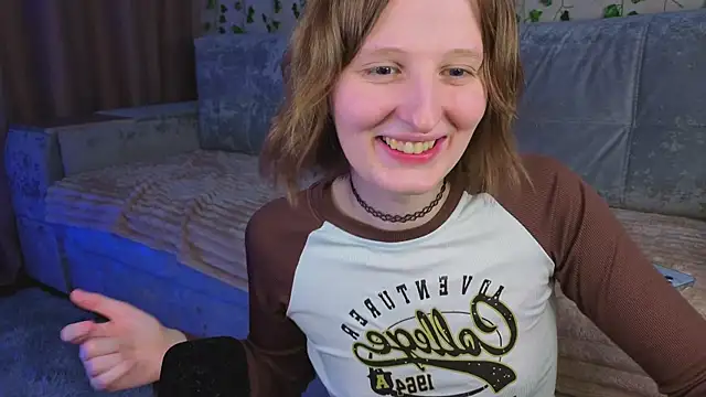 c0ralynx online show from February 6, 1:34 am