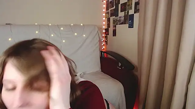 c0ralynx online show from October 21, 7:19 am