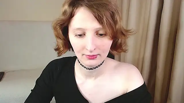 c0ralynx online show from October 31, 11:44 pm