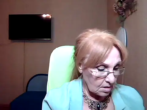 Margo Sweety online show from March 19, 4:45 pm