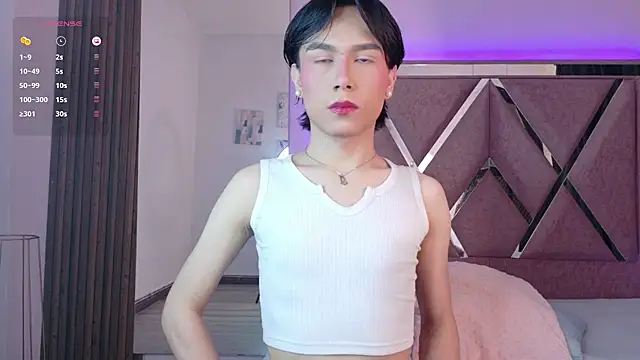 Ash Femboy online show from November 14, 8:34 pm