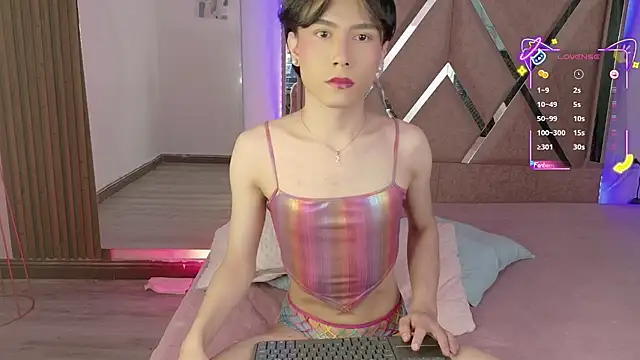 Snapshot of Ash_Femboy chatting on September 28, 9:55 pm Ash Femboy online show from September 28, 9:55 pm