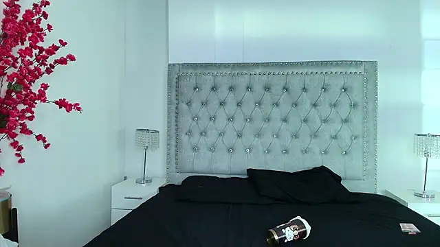 Lia adamsss online show from November 13, 3:21 am