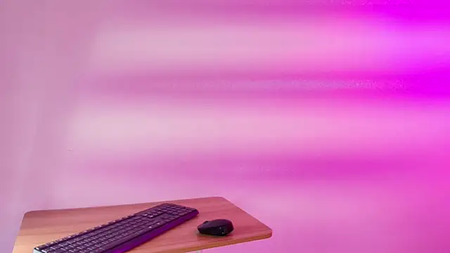 Lia adamsss online show from April 9, 3:30 am