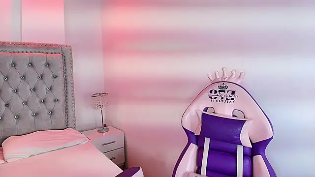 Snapshot of Lia_adamsss chatting on January 16, 3:32 am Lia adamsss online show from January 16, 3:32 am