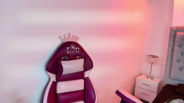 Snapshot of Lia_adamsss chatting on February 7, 3:47 am Lia adamsss online show from February 7, 3:47 am