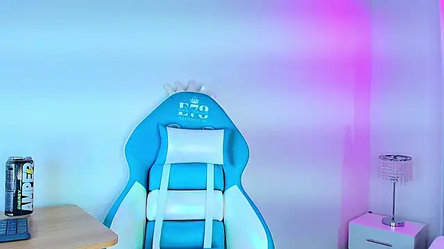 Lia adamsss online show from March 4, 3:36 am