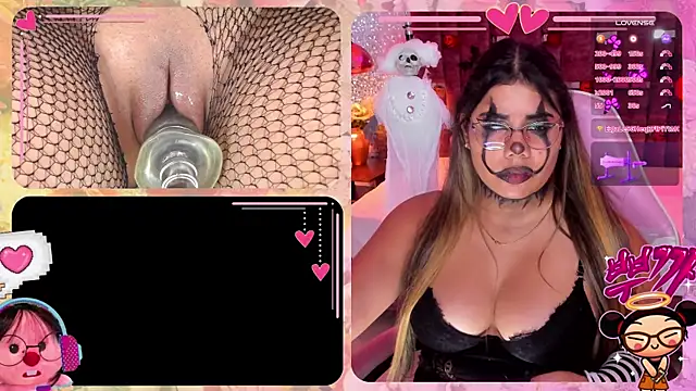 Snapshot of IsaCutie chatting on October 31, 10:16 pm IsaCutie online show from October 31, 10:16 pm