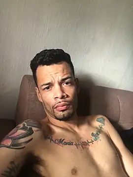 HenriquePhn online show from June 9, 1:01 pm