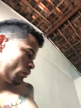 HenriquePhn online show from June 8, 1:11 pm