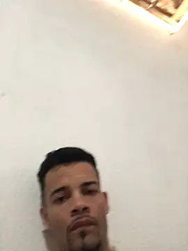 HenriquePhn online show from May 30, 7:08 pm