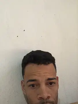 HenriquePhn online show from May 29, 11:38 am