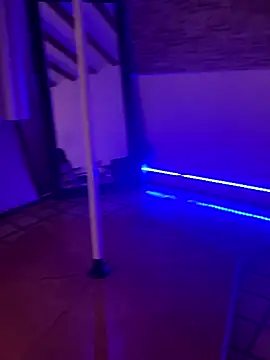 Snapshot of missninasparkle chatting on September 23, 11:01 pm missninasparkle online show from September 23, 11:01 pm