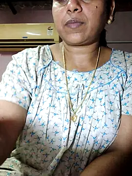 Snapshot of JENNIFERtamil chatting on May 21, 1:19 pm JENNIFERtamil online show from May 21, 1:19 pm