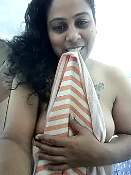 JENNIFERtamil online show from February 28, 8:47 am