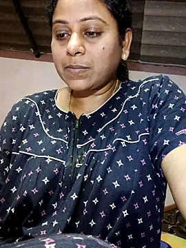 Snapshot of JENNIFERtamil chatting on April 22, 7:48 am JENNIFERtamil online show from April 22, 7:48 am