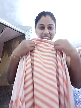 JENNIFERtamil online show from February 9, 8:12 am