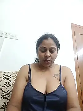 Snapshot of JENNIFERtamil chatting on June 12, 6:16 pm JENNIFERtamil online show from June 12, 6:16 pm