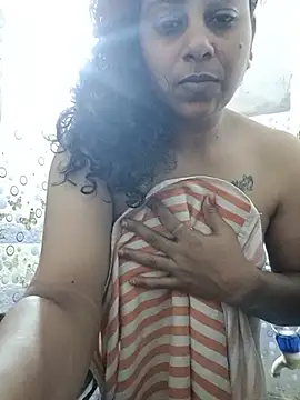 Snapshot of JENNIFERtamil chatting on June 3, 8:48 am JENNIFERtamil online show from June 3, 8:48 am