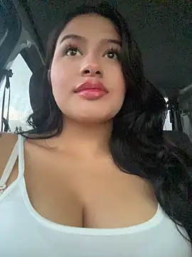 andrea gomes  online show from February 26, 8:42 pm