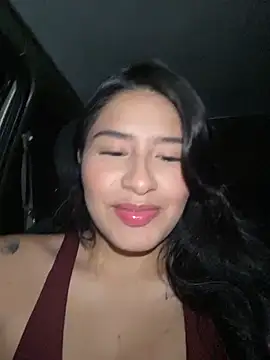 andrea gomes  online show from February 18, 10:01 am