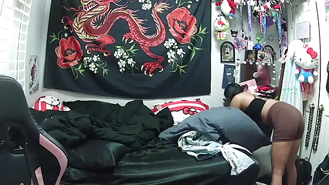 Snapshot of Cum4Cchyna chatting on October 8, 3:57 pm Cum4Cchyna online show from October 8, 3:57 pm