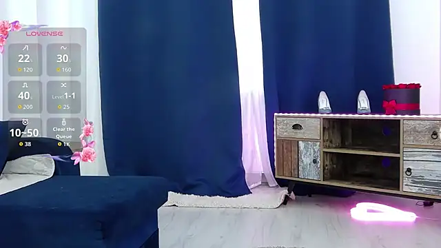 TerresaDiamond online show from October 27, 7:42 am