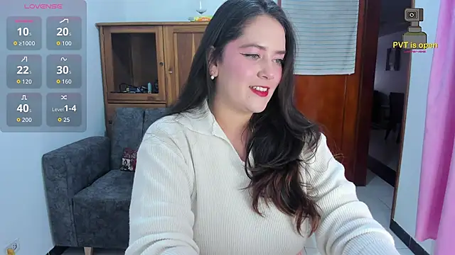 Snapshot of Alicebigboobsxxxx chatting on October 12, 6:42 pm Alicebigboobsxxxx online show from October 12, 6:42 pm