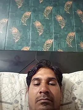 johnny8731 online show from May 9, 6:11 pm