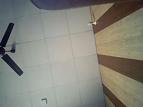 johnny8731 online show from April 12, 3:54 am