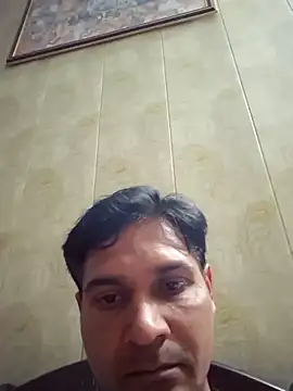 johnny8731 online show from April 3, 4:02 pm